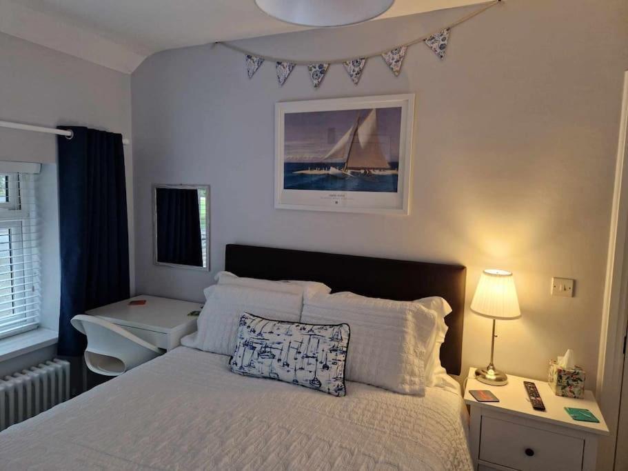 Room On Heath Park Cardiff Exterior foto