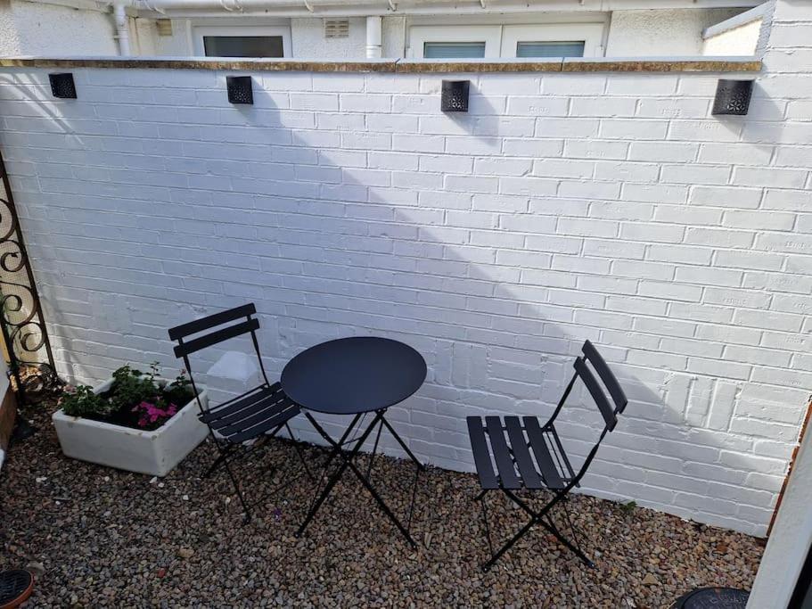 Room On Heath Park Cardiff Exterior foto